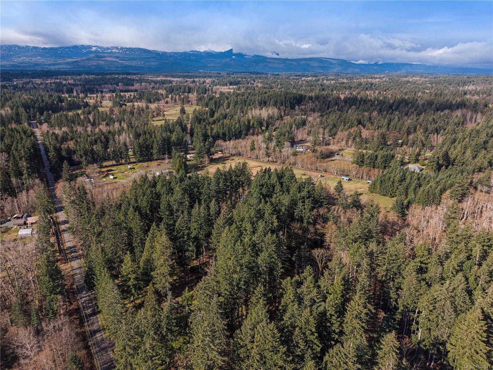 2138 Left Rd, Courtenay, BC