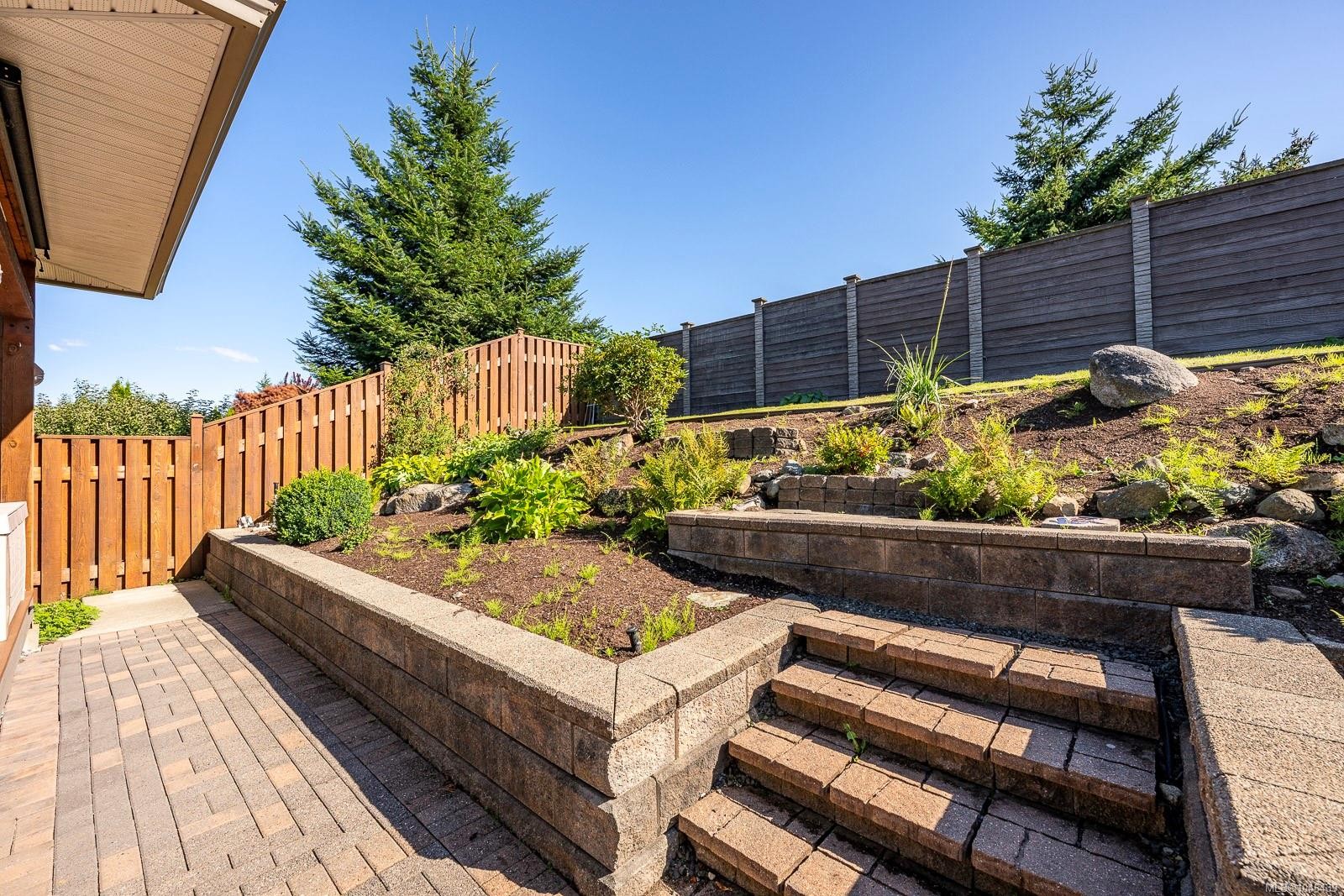 165 Strathcona Way, Campbell River, BC