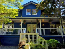 1212 Lynn Rd Tofino, BC V0R 2Z0