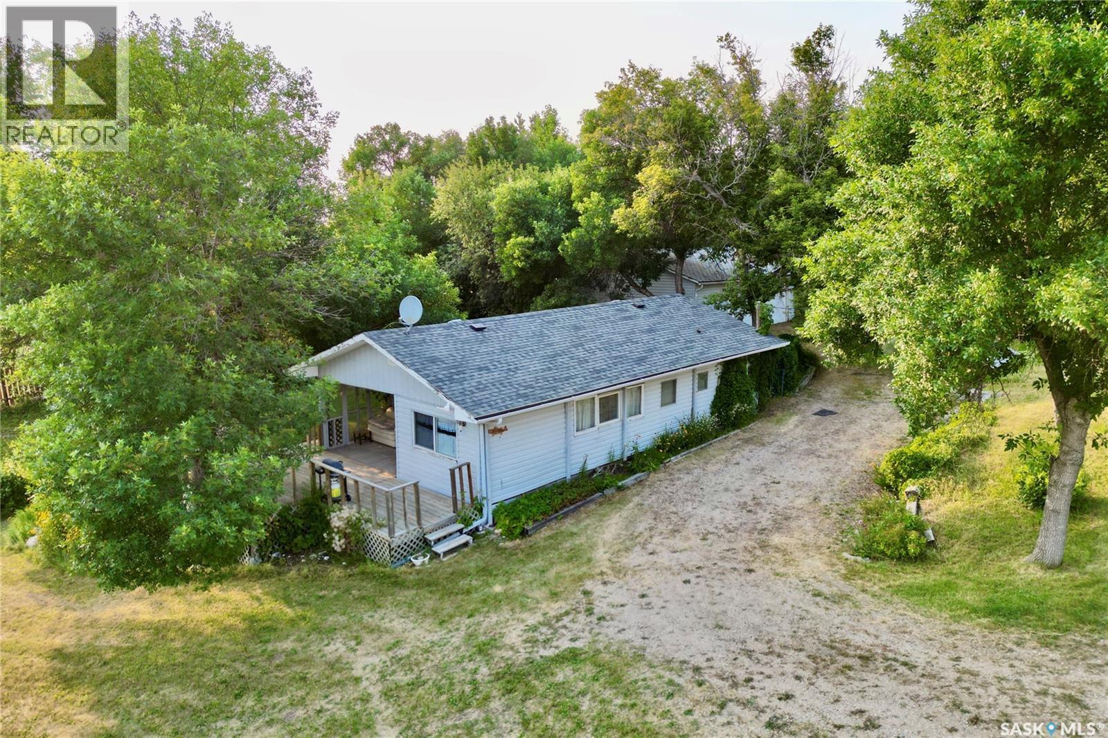 300-306 Perch Crescent, Last Mountain Lake, SK - Outdoor