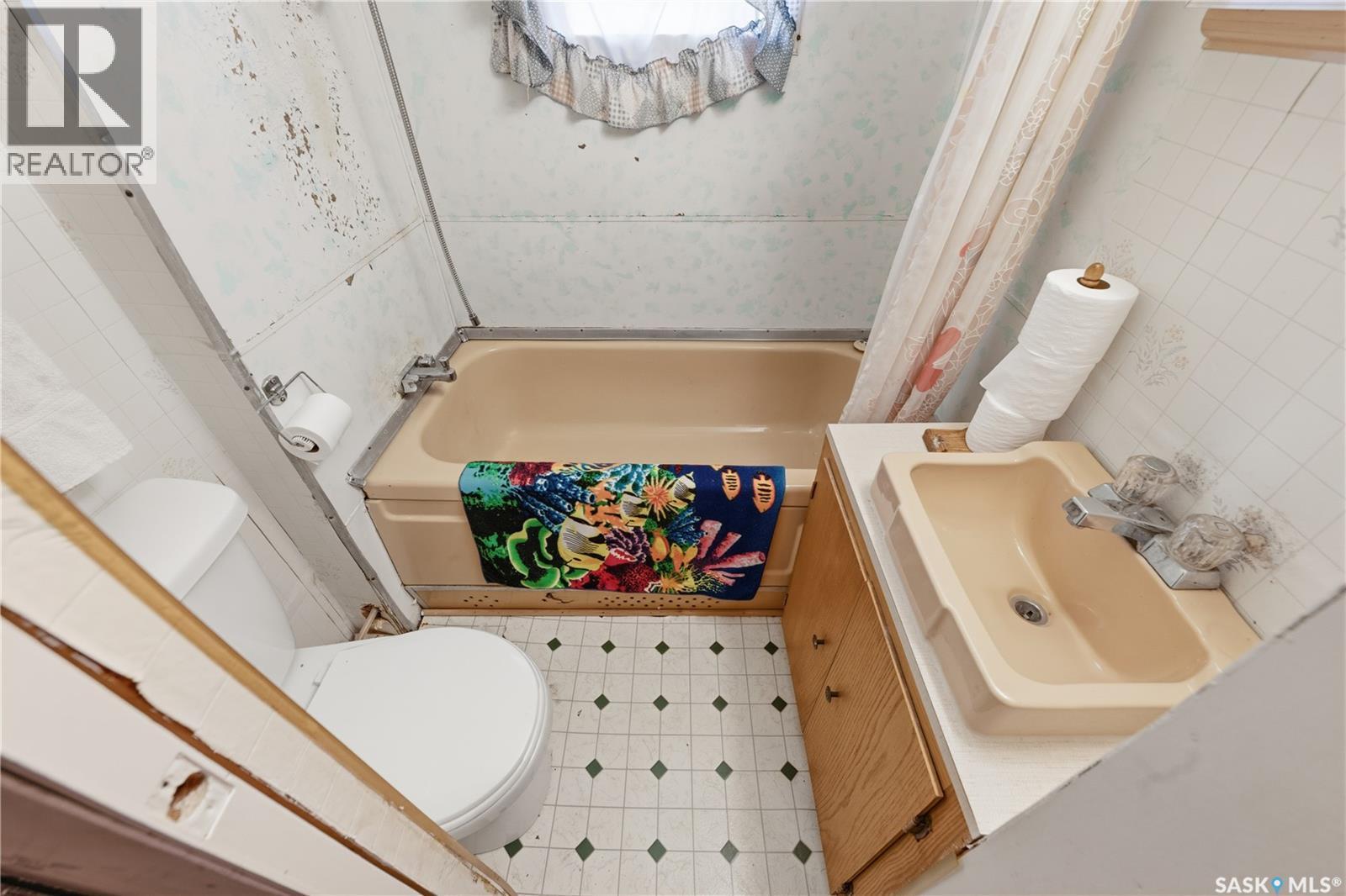 300-306 Perch Crescent, Last Mountain Lake, SK - Indoor Photo Showing Bathroom
