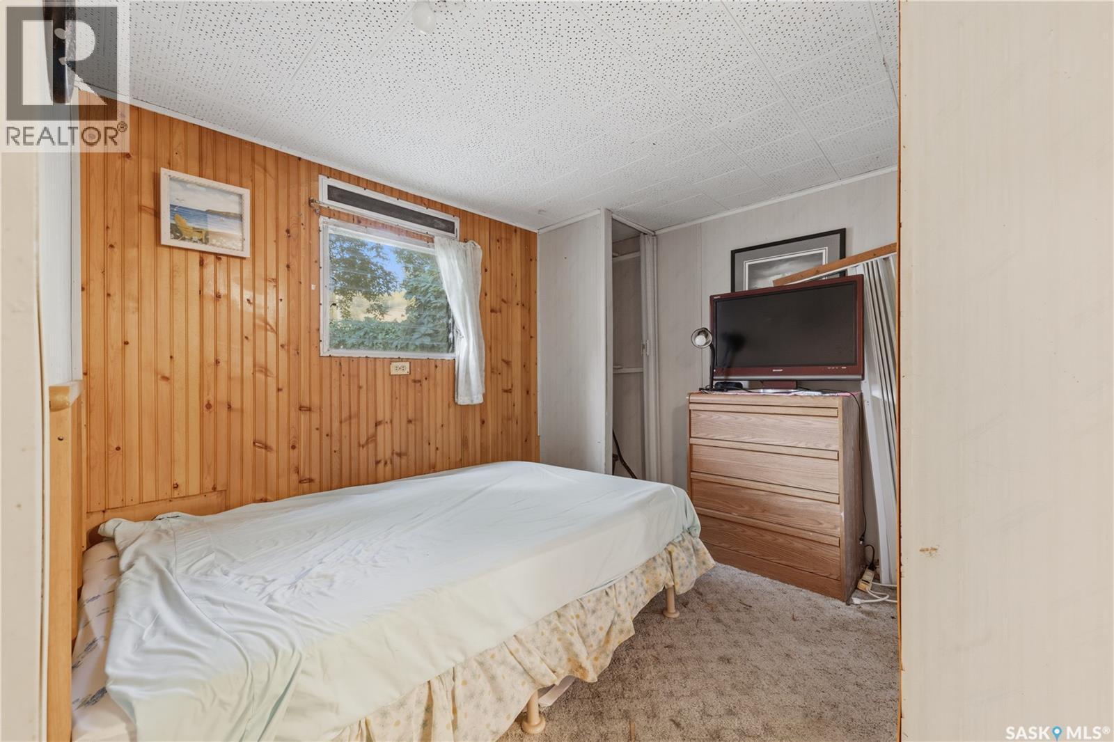 300-306 Perch Crescent, Last Mountain Lake, SK - Indoor Photo Showing Bedroom