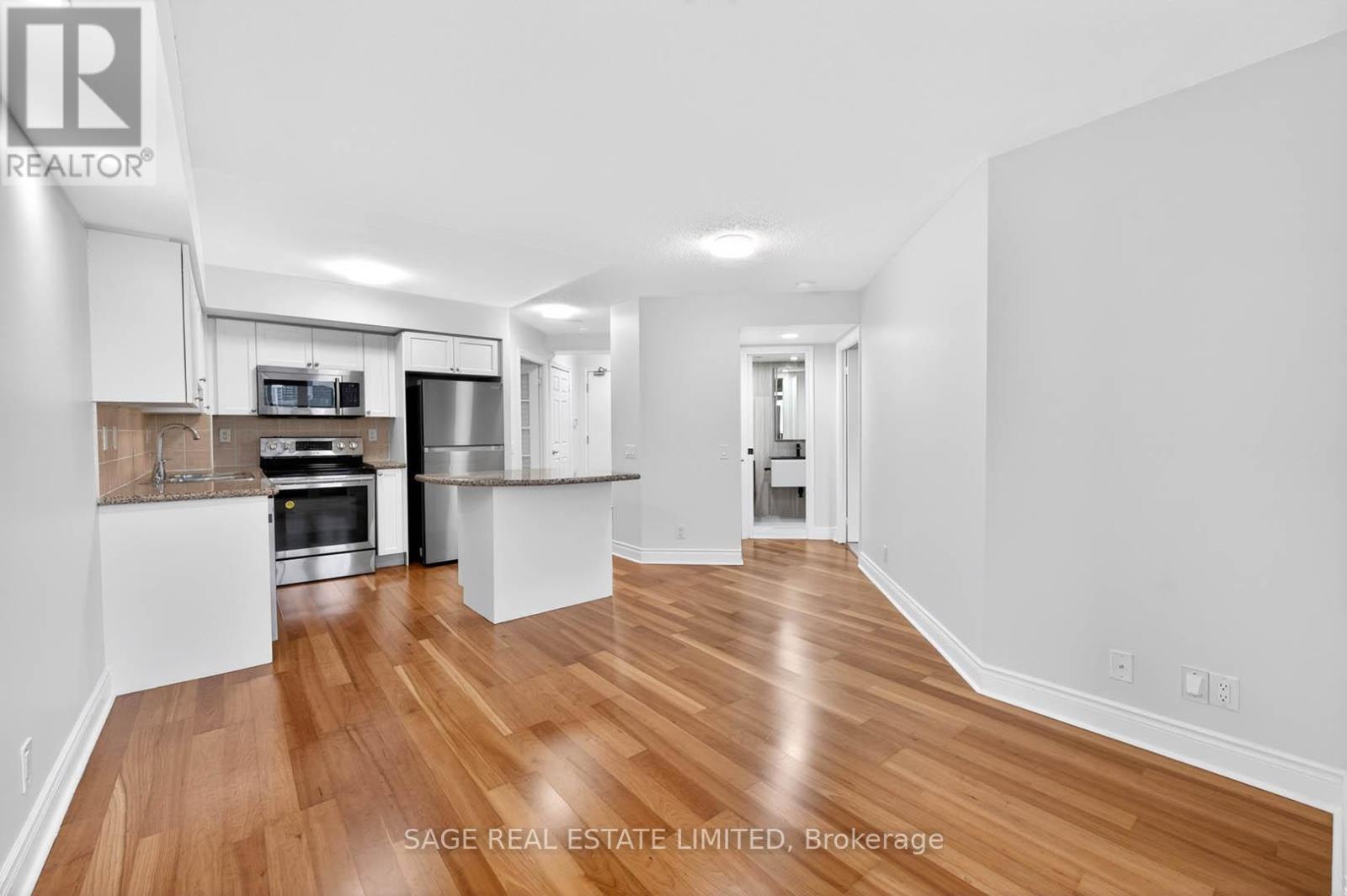 1214 - 78 Harrison Garden Boulevard, Toronto, ON - Indoor Photo Showing Kitchen