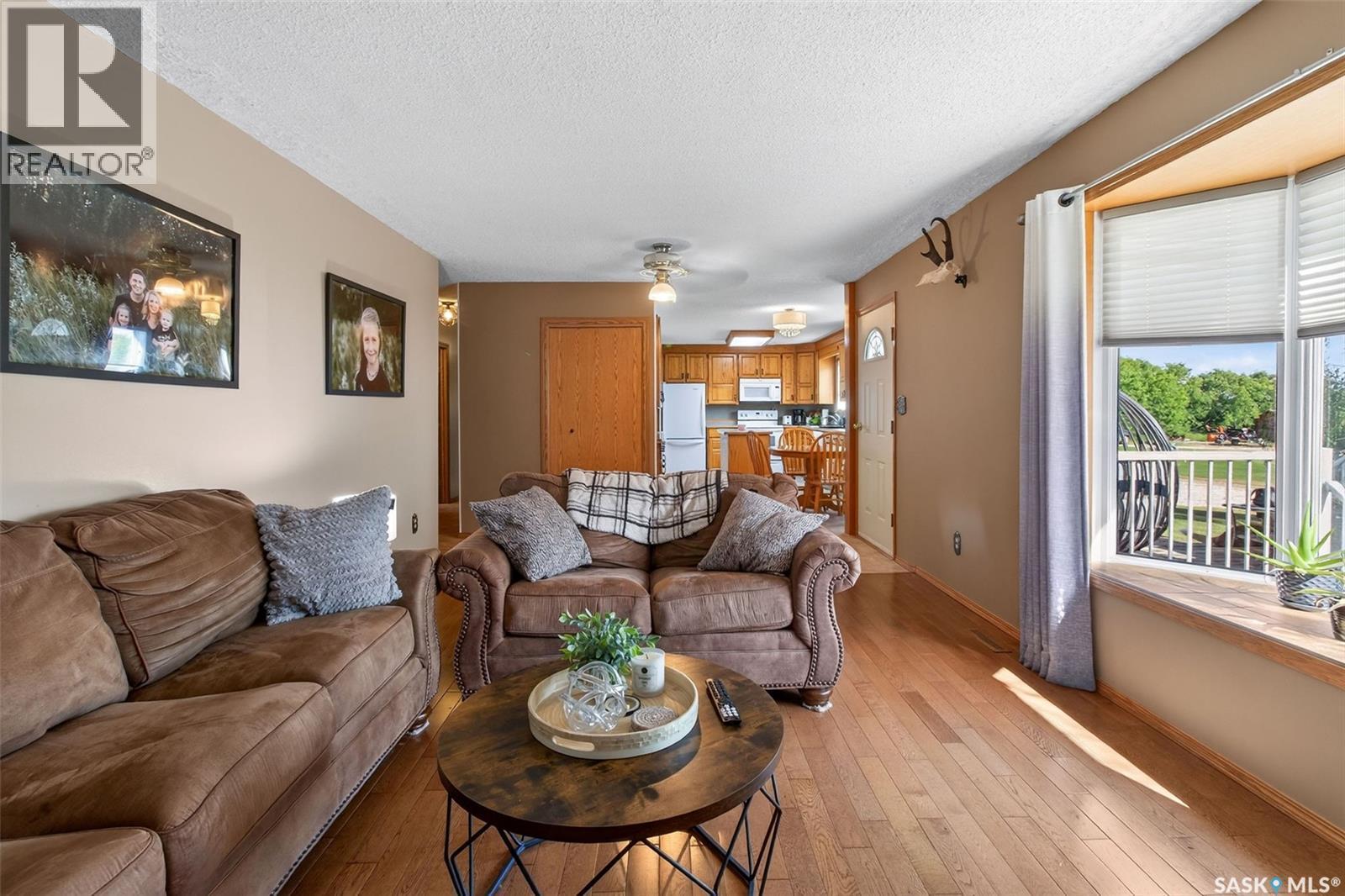 Englefeld Acreage, St. Peter Rm No. 369, SK - Indoor Photo Showing Living Room