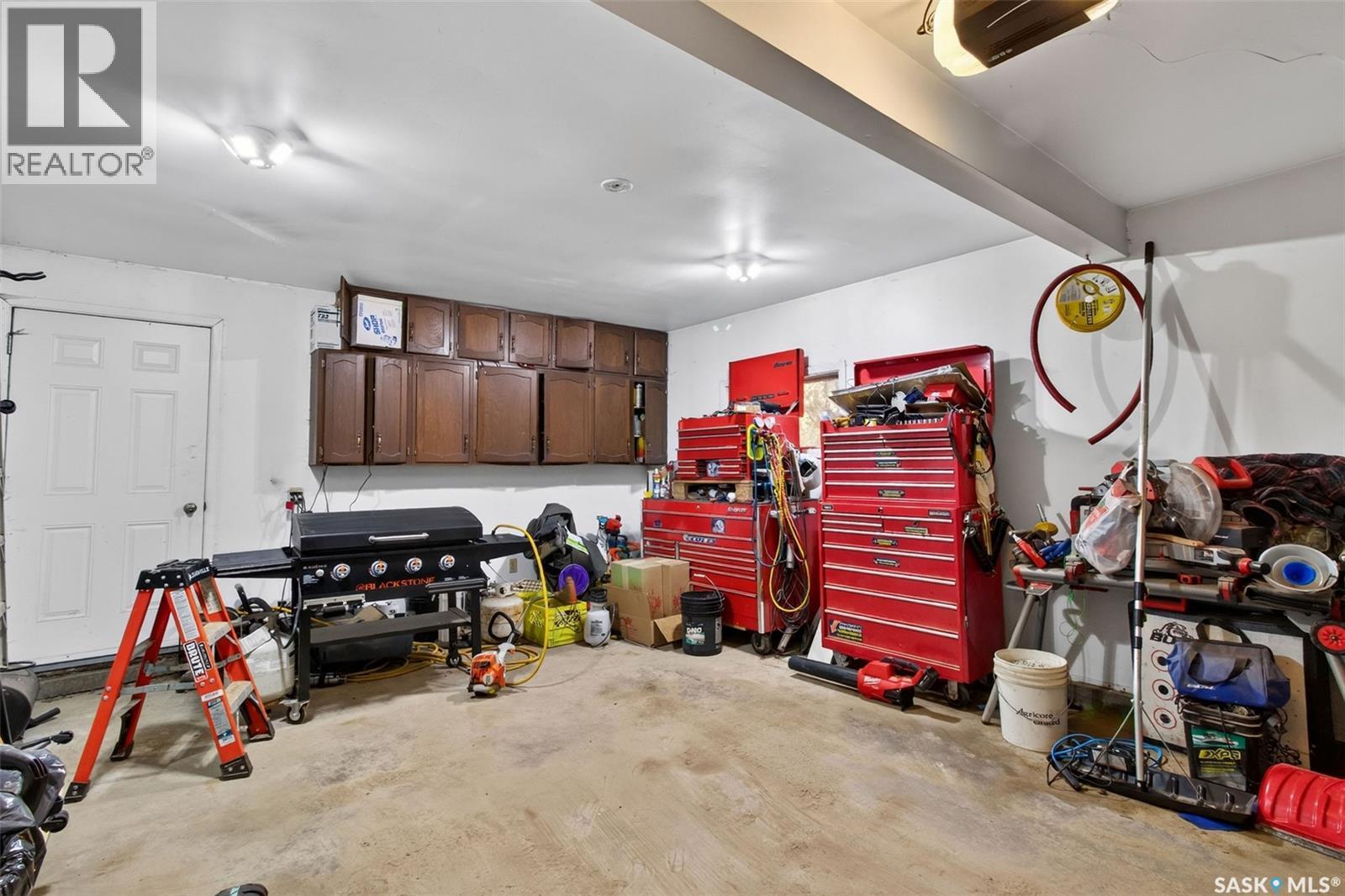 Englefeld Acreage, St. Peter Rm No. 369, SK - Indoor Photo Showing Garage