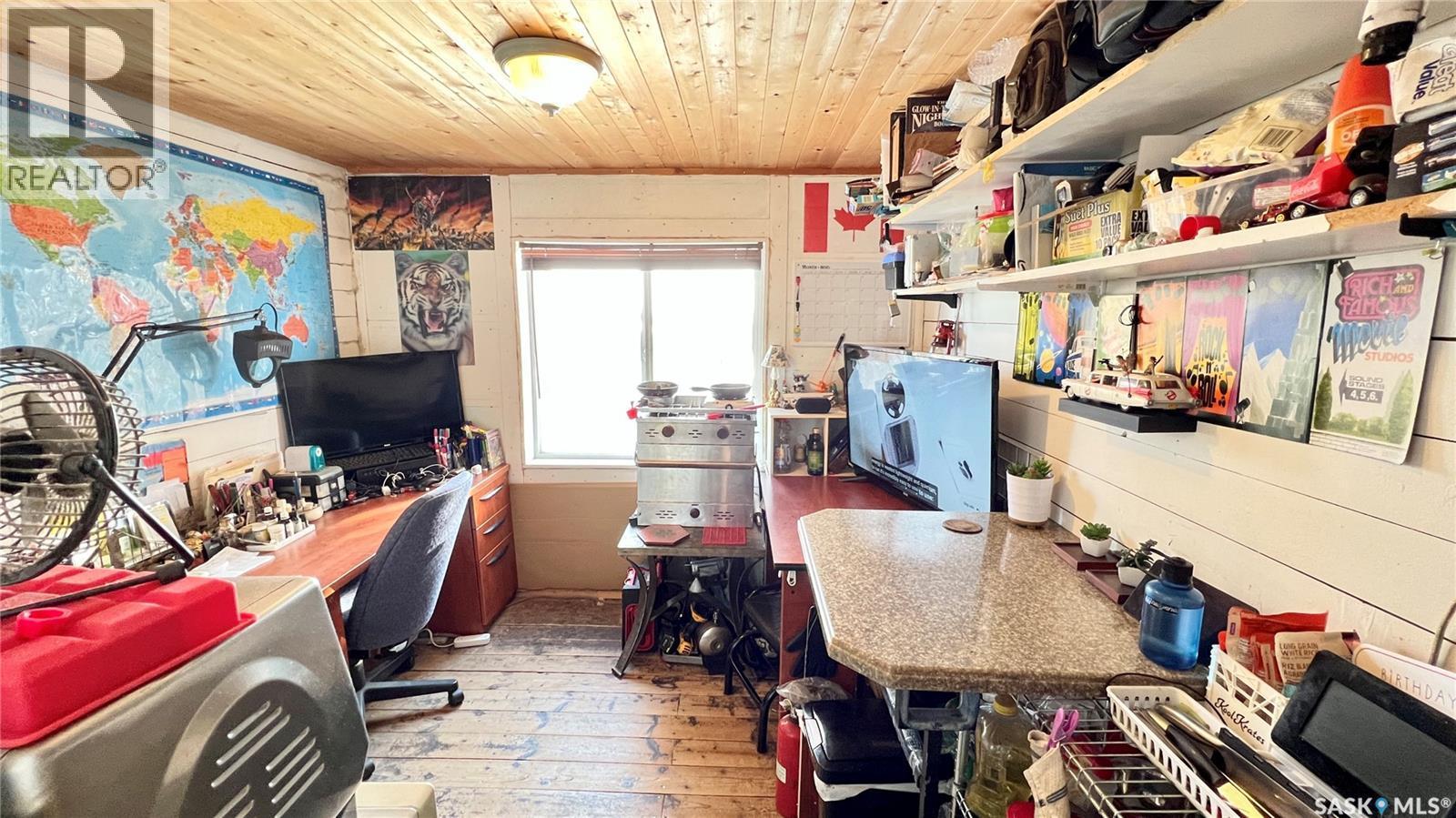 105 Main Street, Dinsmore, SK
