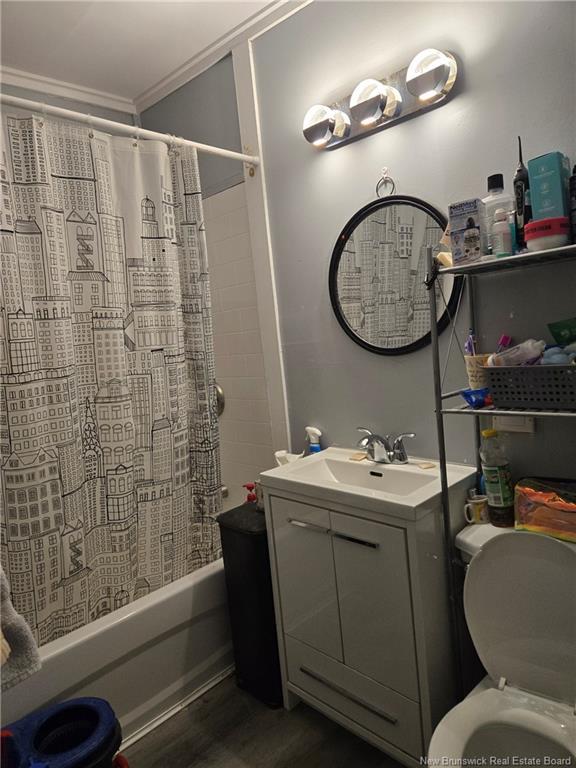 130-132 Broad St, Saint John, NB - Indoor Photo Showing Bathroom