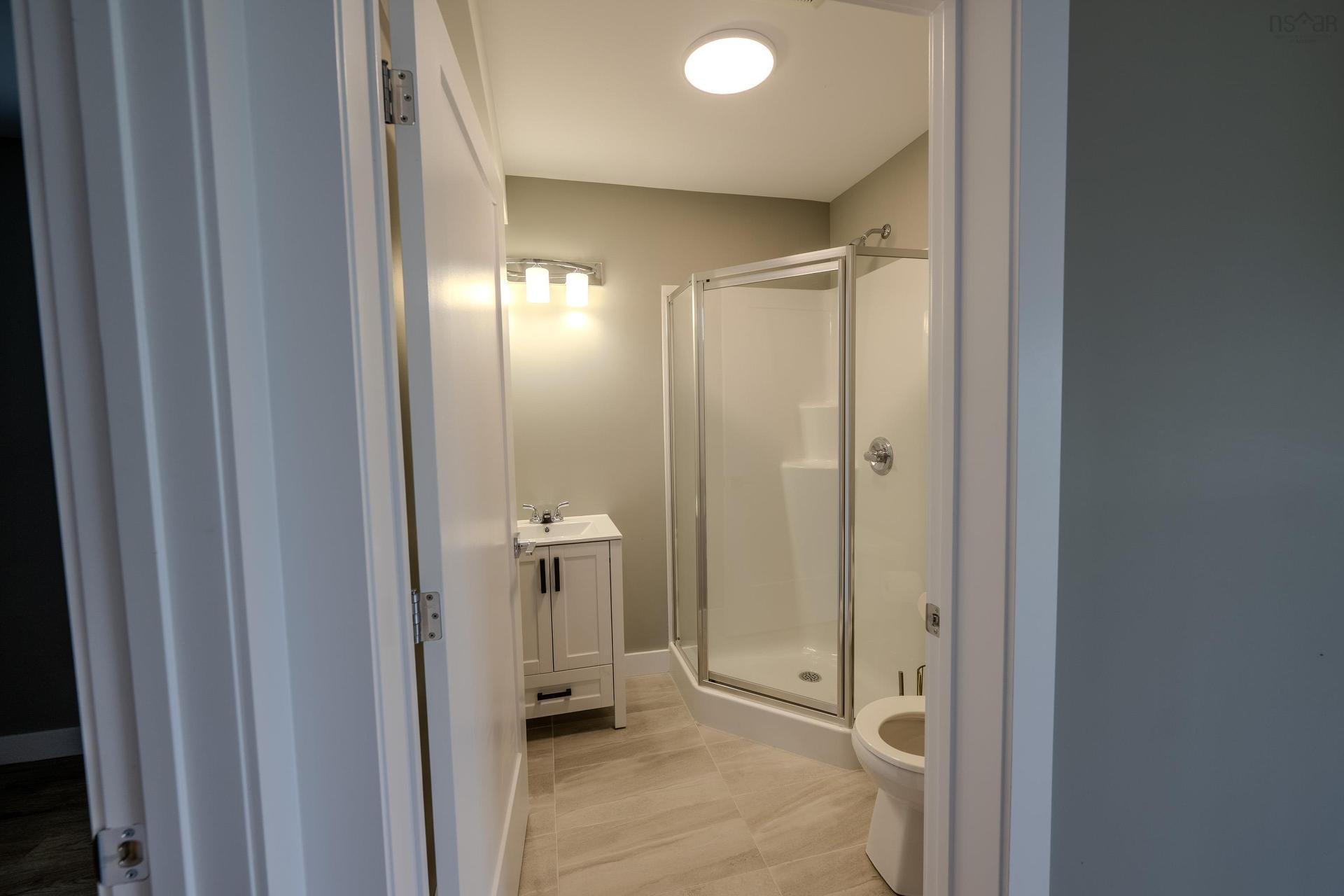 143 Brunello Boulevard, Timberlea, NS - Indoor Photo Showing Bathroom