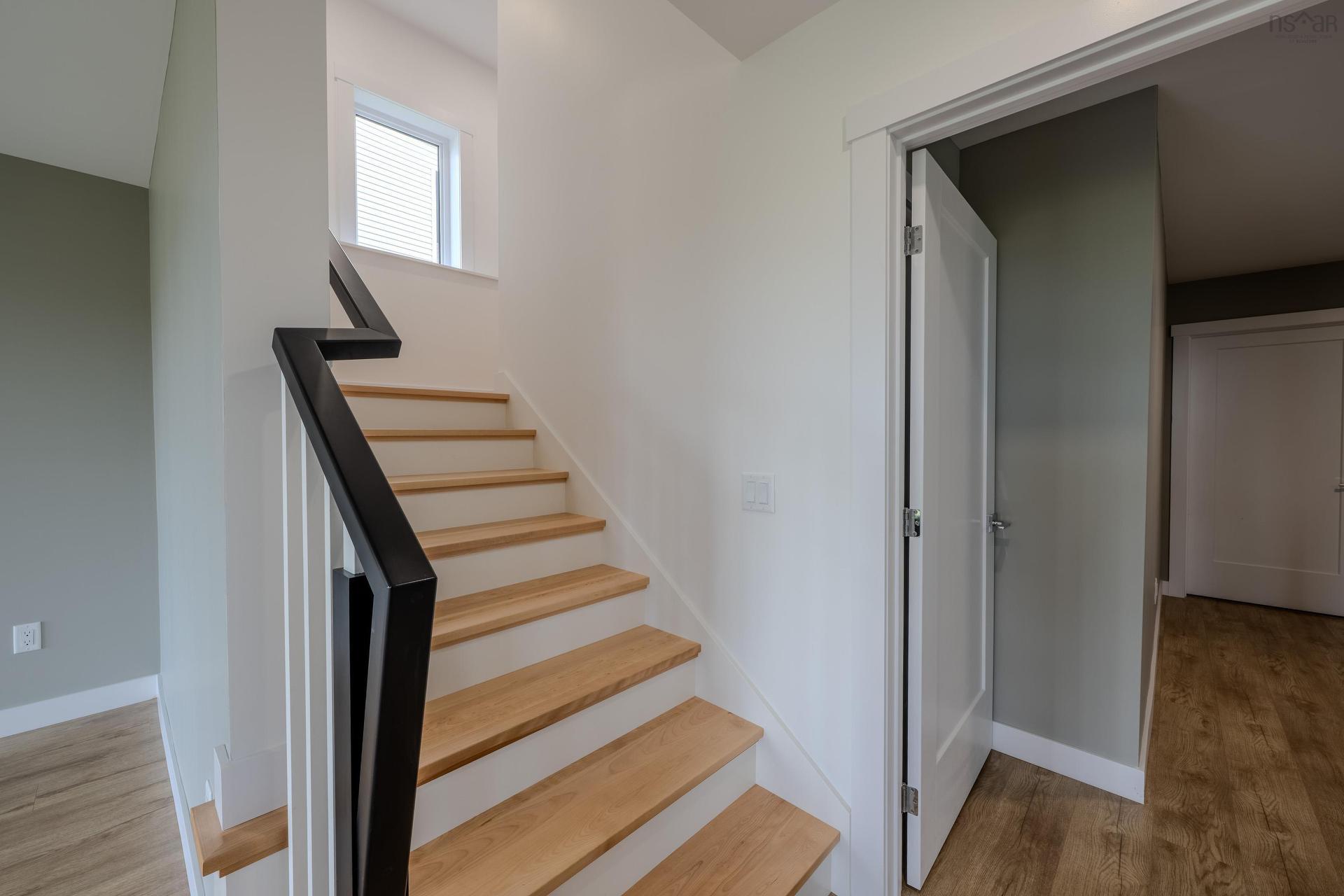143 Brunello Boulevard, Timberlea, NS - Indoor Photo Showing Other Room