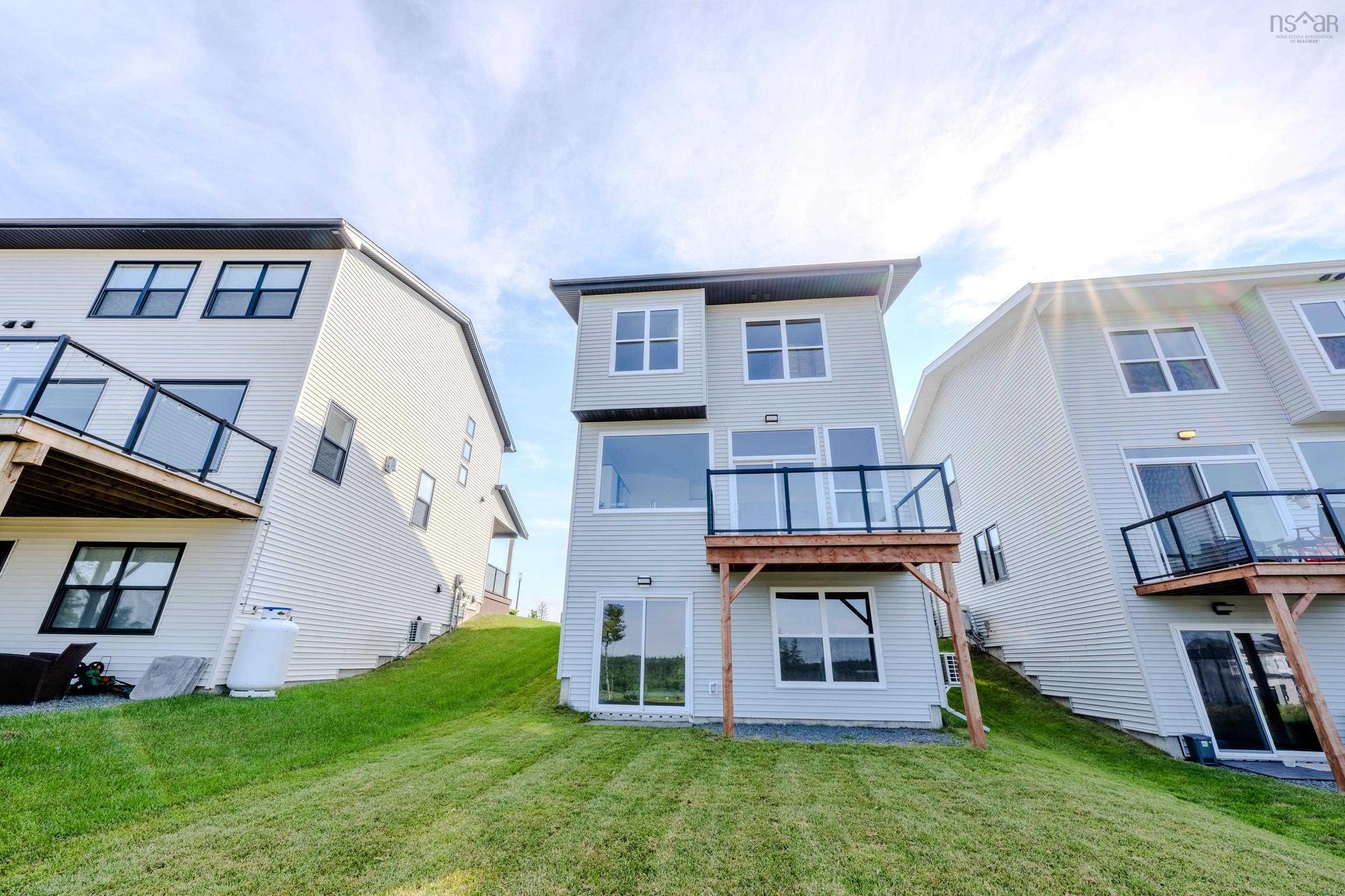 143 Brunello Boulevard, Timberlea, NS - Outdoor