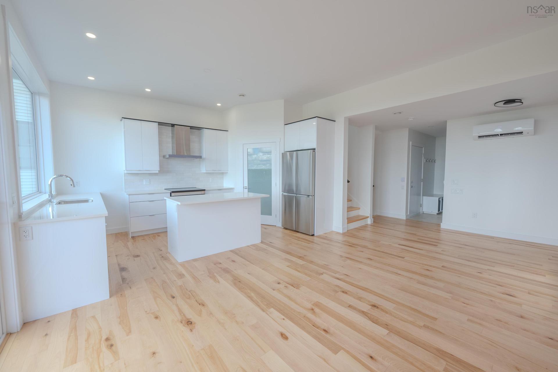 143 Brunello Boulevard, Timberlea, NS - Indoor Photo Showing Kitchen With Double Sink