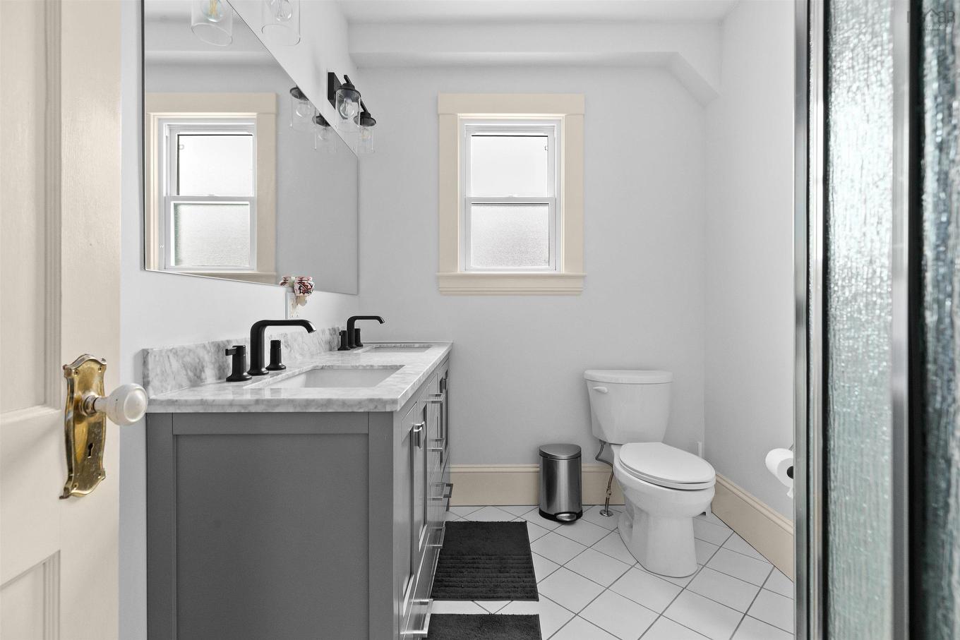 1777 Cambridge Street, Halifax, NS - Indoor Photo Showing Bathroom