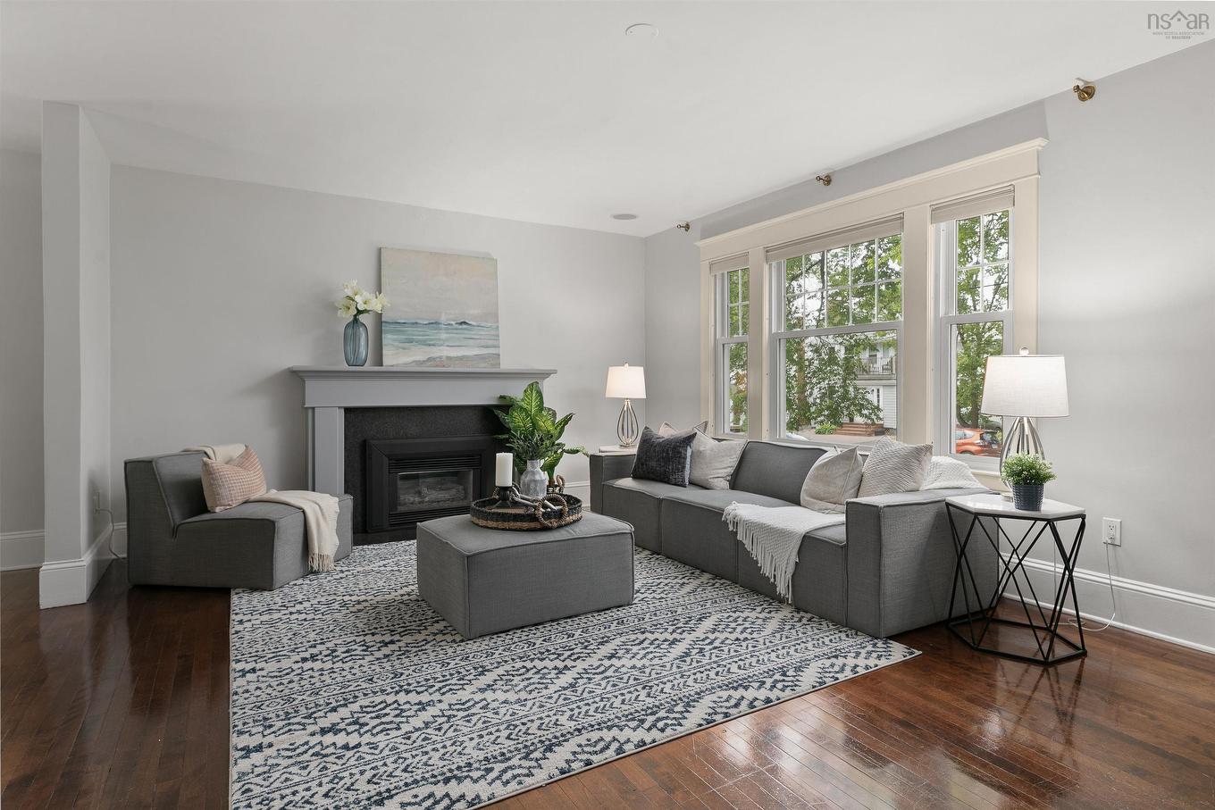1777 Cambridge Street, Halifax, NS - Indoor Photo Showing Living Room With Fireplace