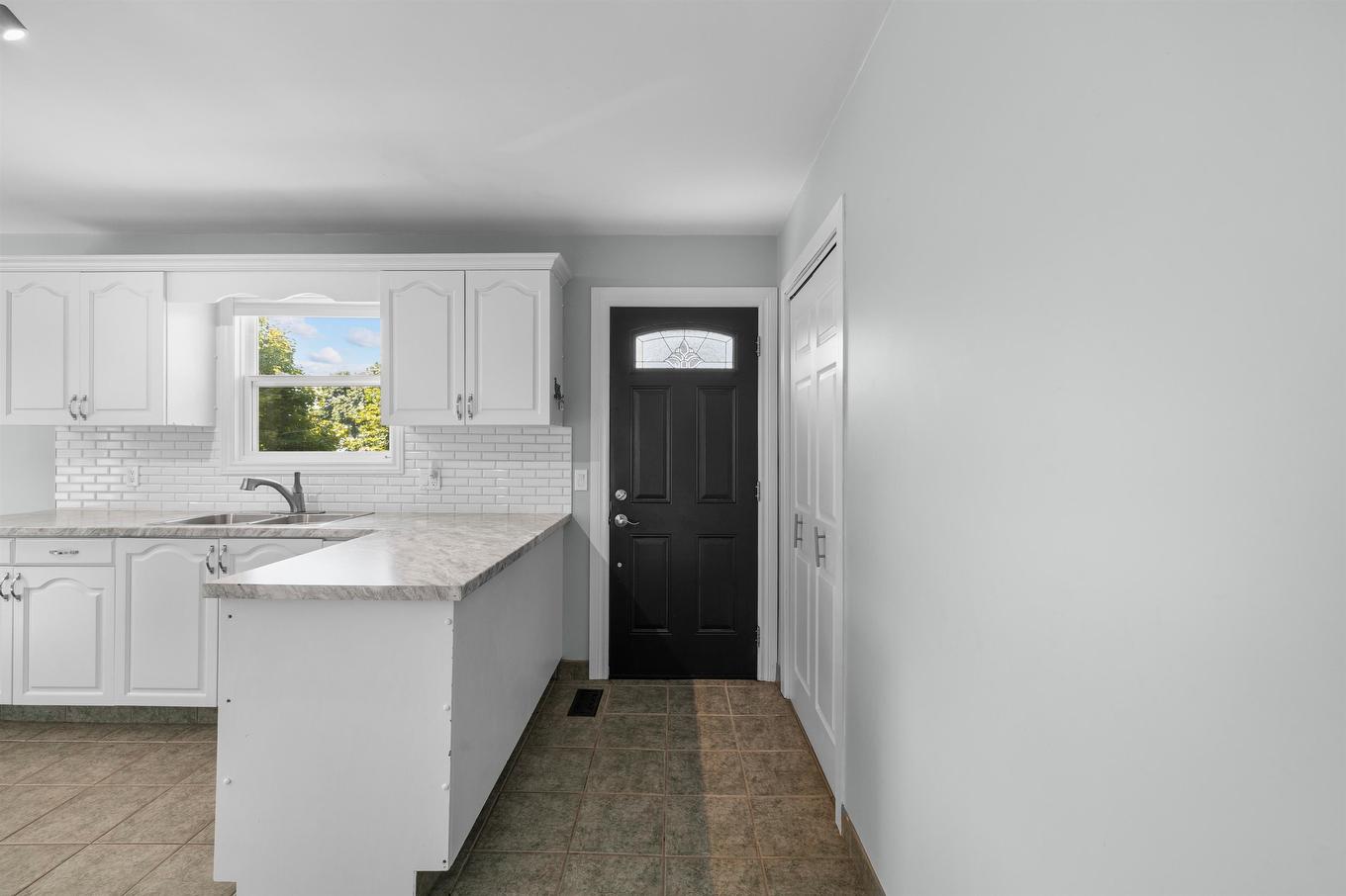 46 Westcomb Crescent, Charlottetown, PE - Indoor Photo Showing Kitchen