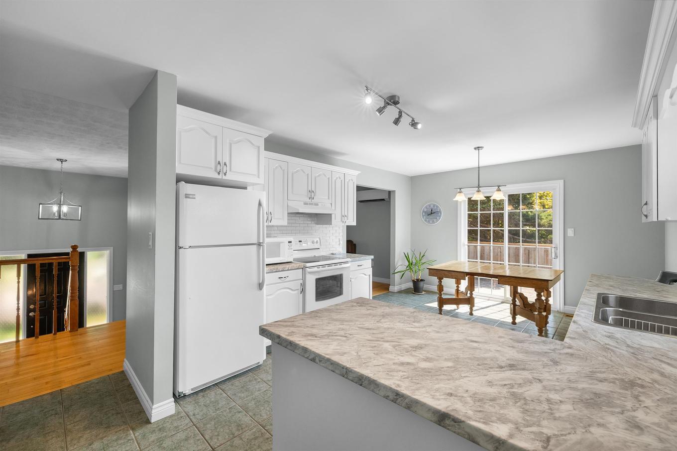 46 Westcomb Crescent, Charlottetown, PE - Indoor Photo Showing Kitchen