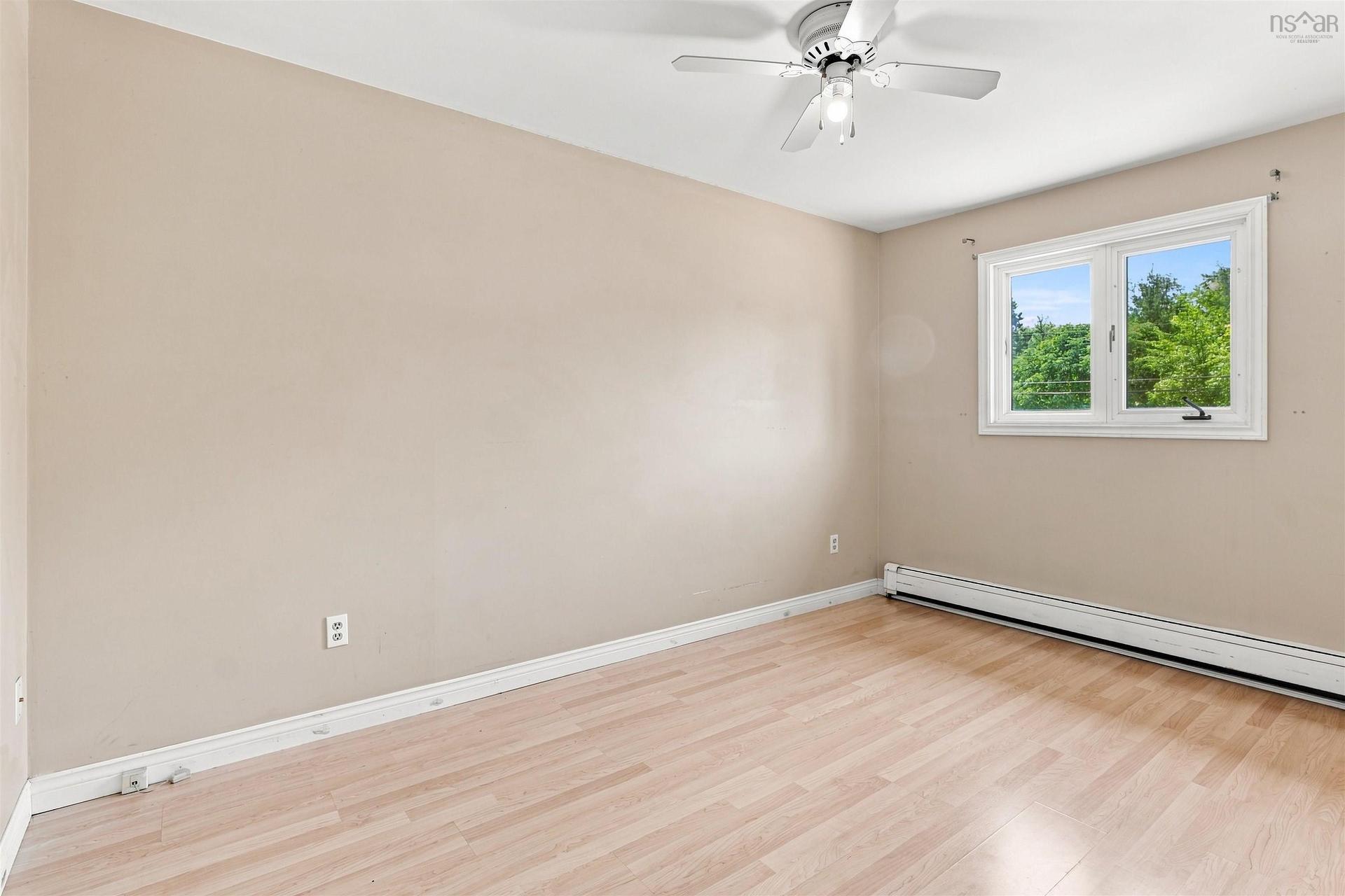 2 Applewood Lane, Dartmouth, NS - Indoor Photo Showing Other Room