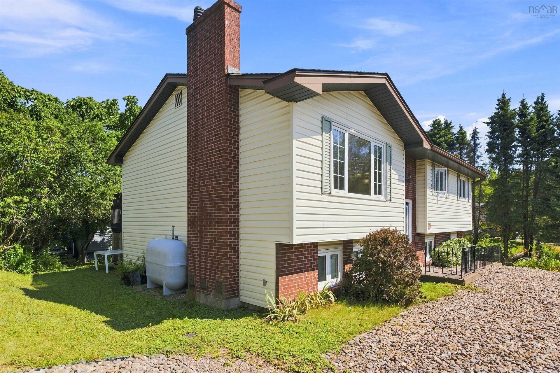 2 Applewood Lane, Dartmouth, NS - Outdoor With Exterior