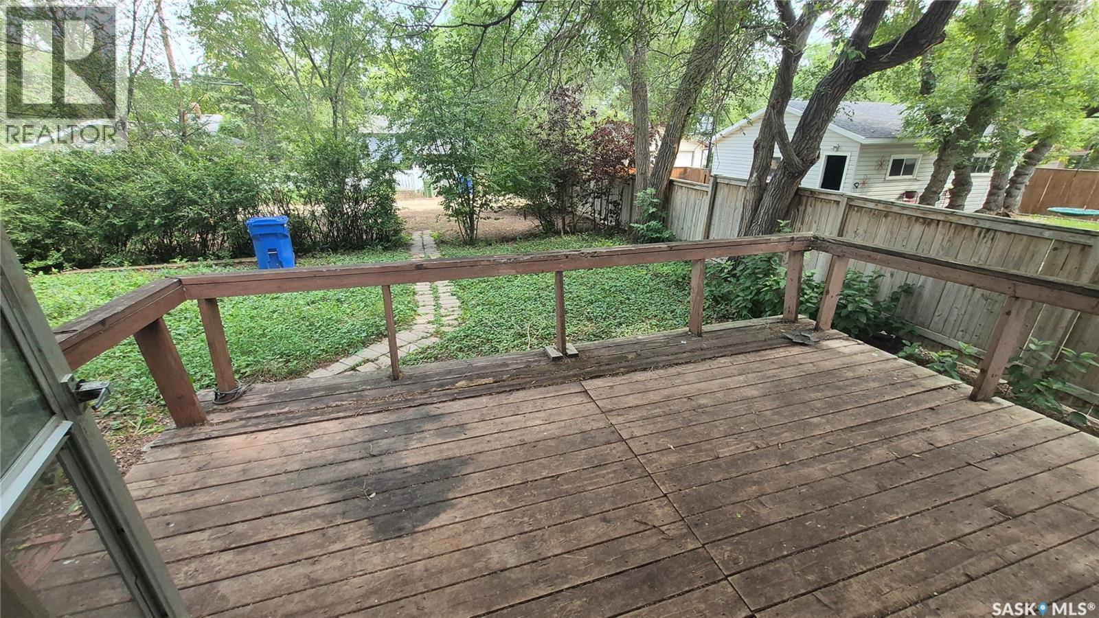 3916 Princess Drive, Regina, SK - Outdoor With Deck Patio Veranda