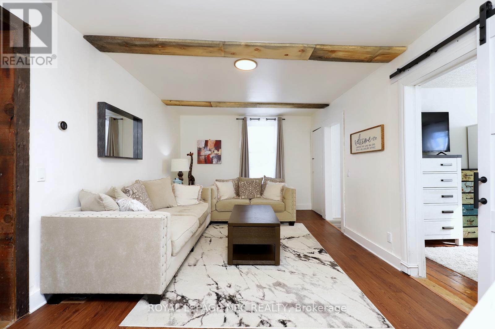 1 John Avenue, Brant, ON - Indoor