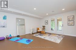 Room has a Murphy bed additional guest room - 