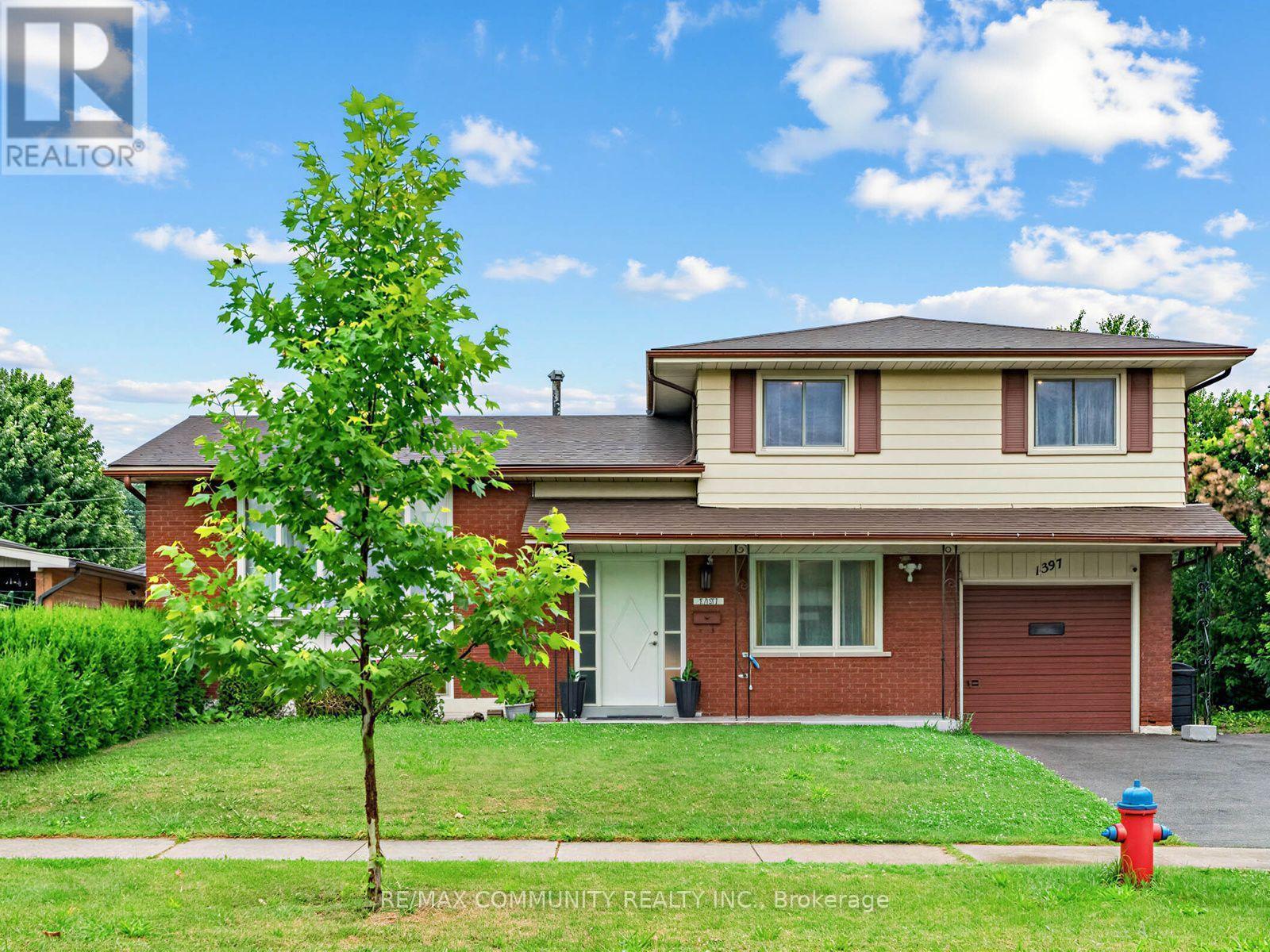 1397 Charles Drive, Burlington, ON - Outdoor