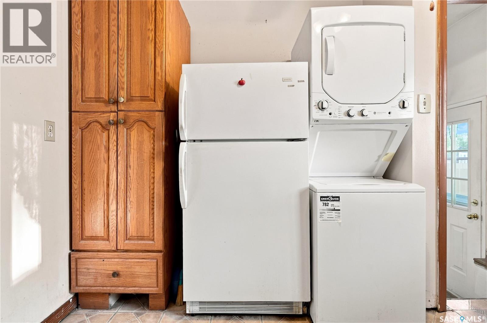 4904 Mckinley Avenue, Regina, SK - Indoor Photo Showing Laundry Room