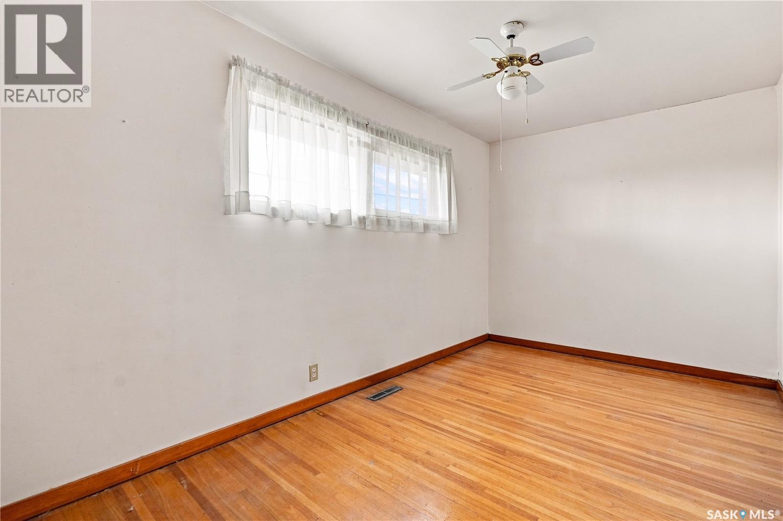 4904 Mckinley Avenue, Regina, SK - Indoor Photo Showing Other Room
