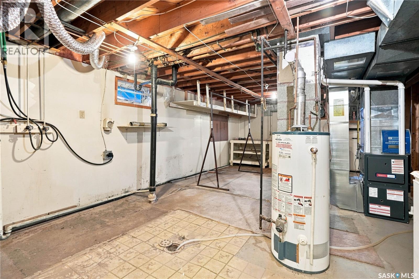 4904 Mckinley Avenue, Regina, SK - Indoor Photo Showing Basement