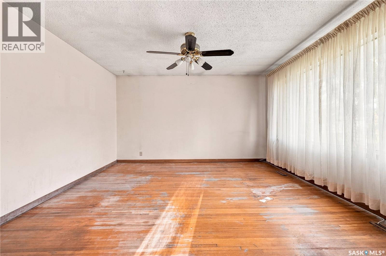 4904 Mckinley Avenue, Regina, SK - Indoor Photo Showing Other Room