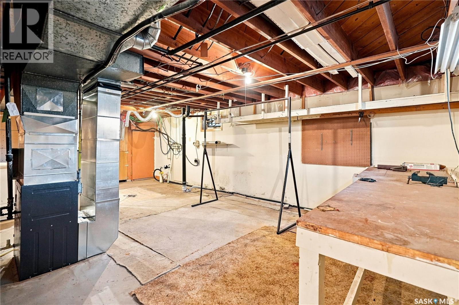 4904 Mckinley Avenue, Regina, SK - Indoor Photo Showing Basement