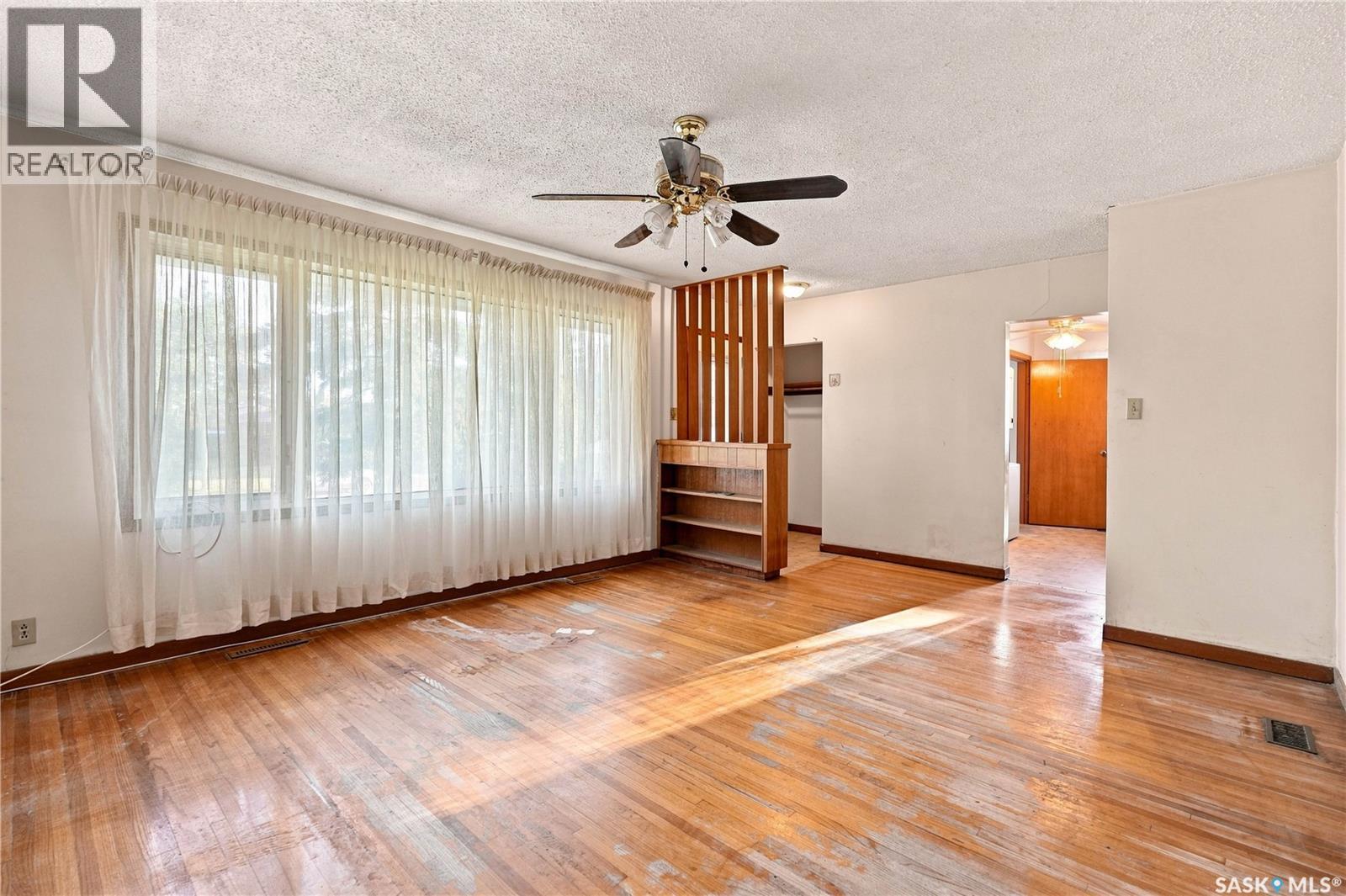 4904 Mckinley Avenue, Regina, SK - Indoor Photo Showing Other Room