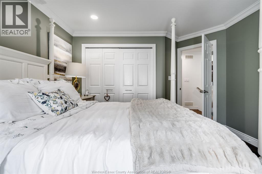 408 Pentilly, Tecumseh, ON - Indoor Photo Showing Bedroom