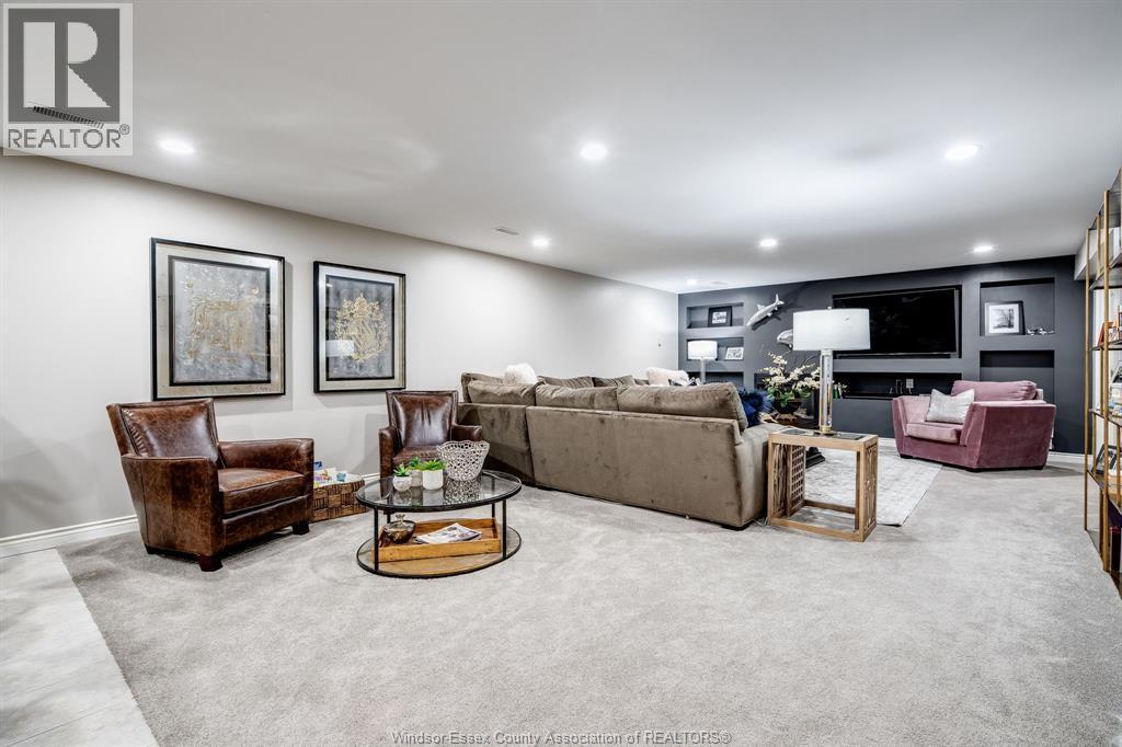 408 Pentilly, Tecumseh, ON - Indoor