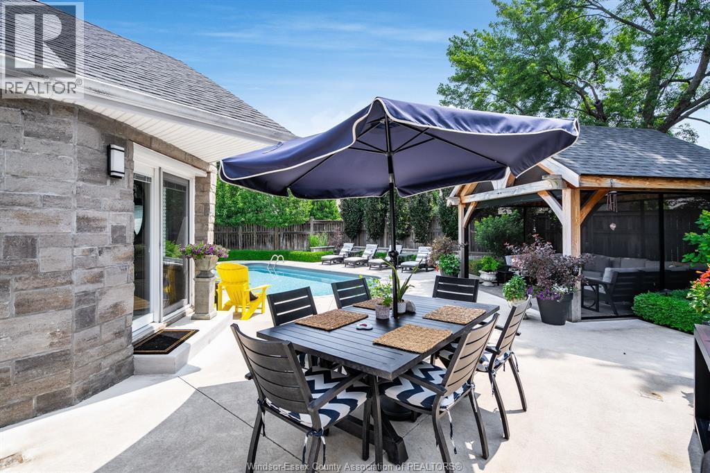 408 Pentilly, Tecumseh, ON - Outdoor