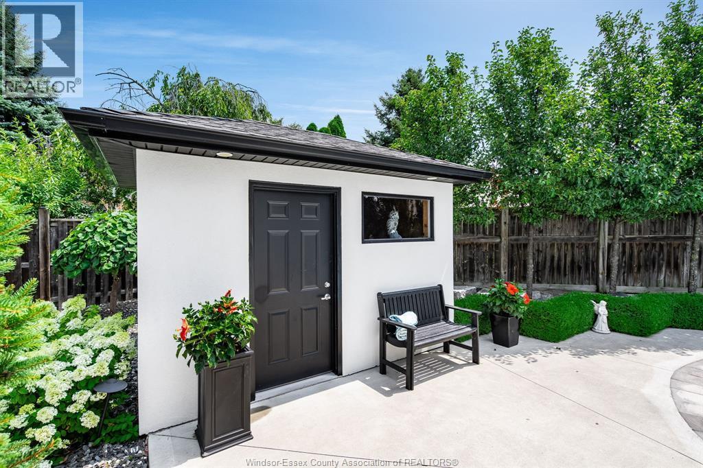 408 Pentilly, Tecumseh, ON - Outdoor
