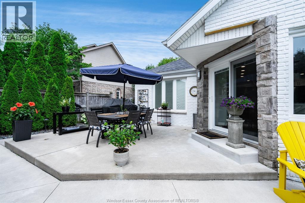 408 Pentilly, Tecumseh, ON - Outdoor