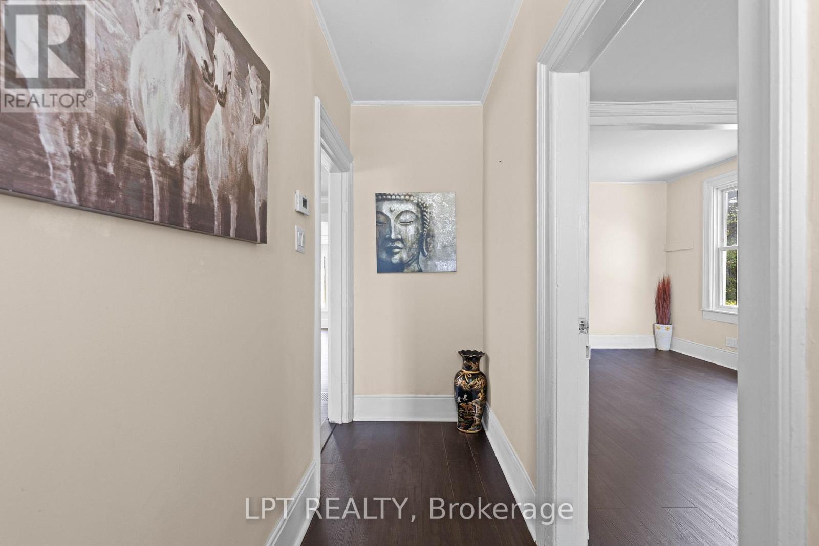 52 Parkside Drive E, Barrie, ON - Indoor Photo Showing Other Room