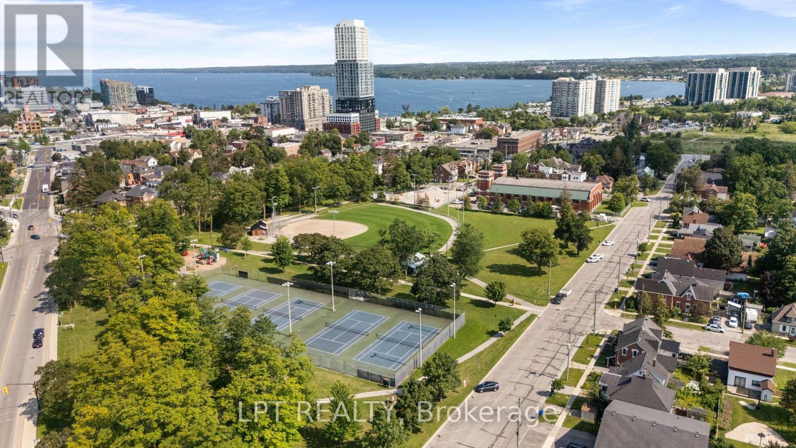 52 Parkside Drive E, Barrie, ON - Outdoor With Body Of Water With View