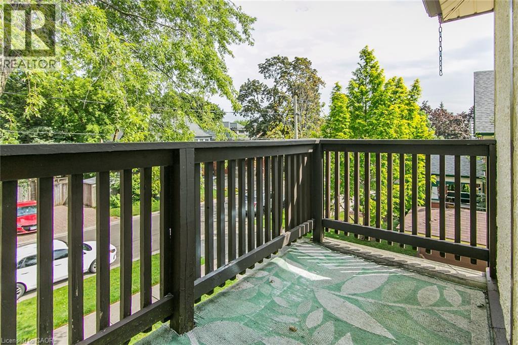 64 Simeon Street, Kitchener, ON - Outdoor