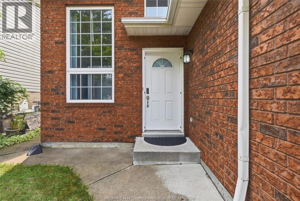 2385 Gatwick, Windsor, ON - Outdoor With Exterior