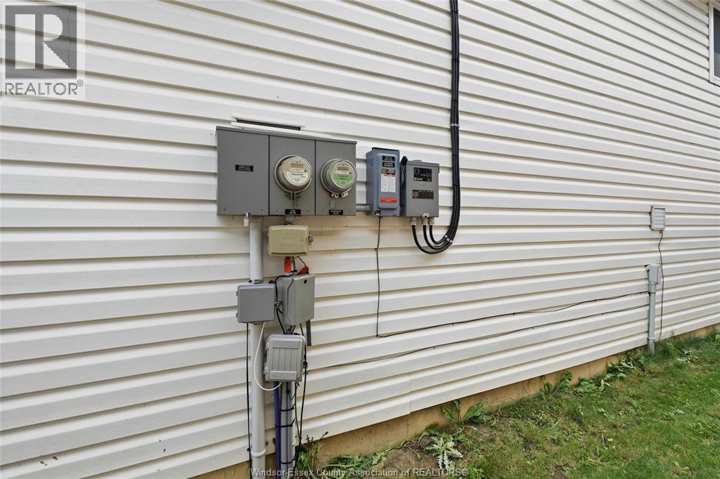 2385 Gatwick, Windsor, ON - Outdoor