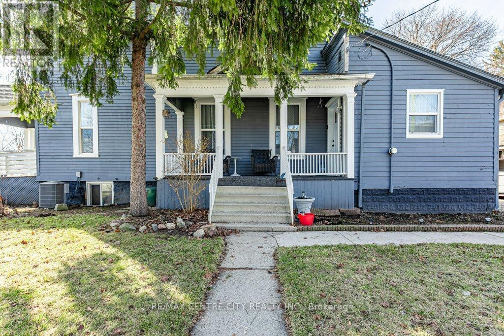 52 Princess Avenue, St. Thomas, ON - Outdoor With Facade