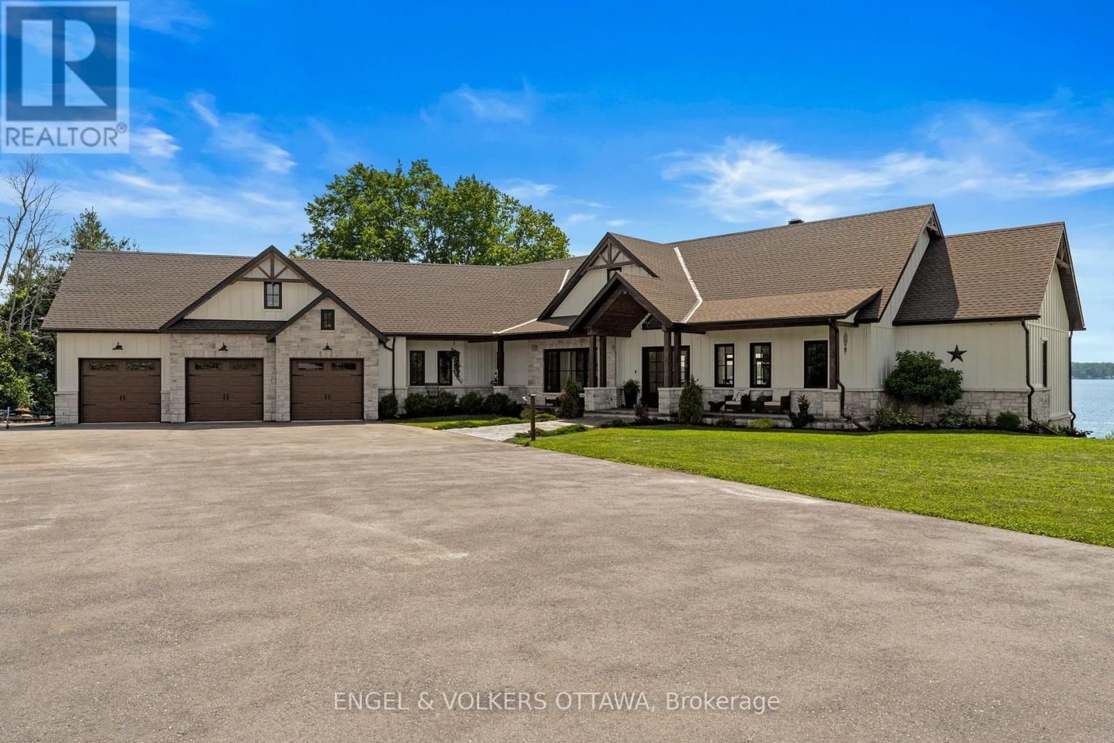 5 Shoreside Way, Augusta, ON - Outdoor With Facade