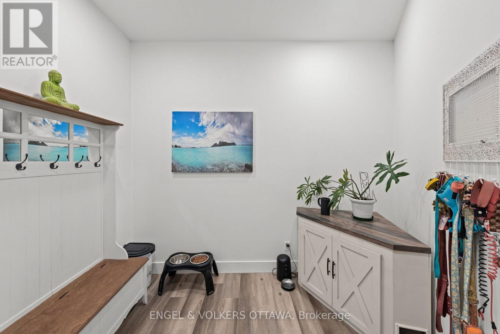 Mud room - 5 Shoreside Way, Augusta, ON - Indoor Photo Showing Other Room