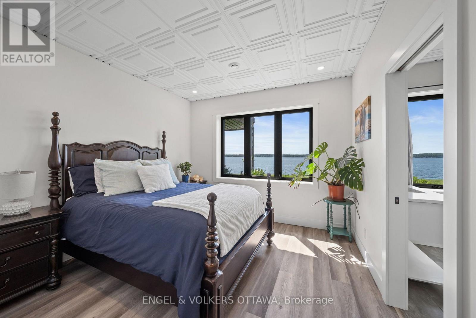 Bedroom 4 - 5 Shoreside Way, Augusta, ON - Indoor Photo Showing Bedroom