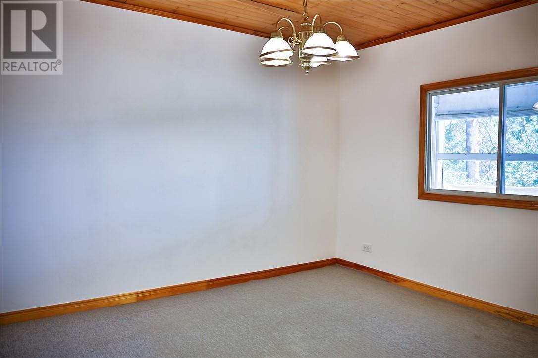 431 Edgewater, Sudbury, ON - Indoor Photo Showing Other Room