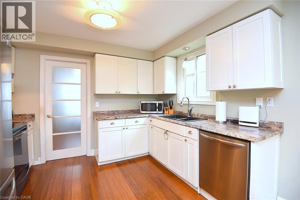 75 Josephine Drive, Hamilton, ON - Indoor Photo Showing Kitchen With Double Sink