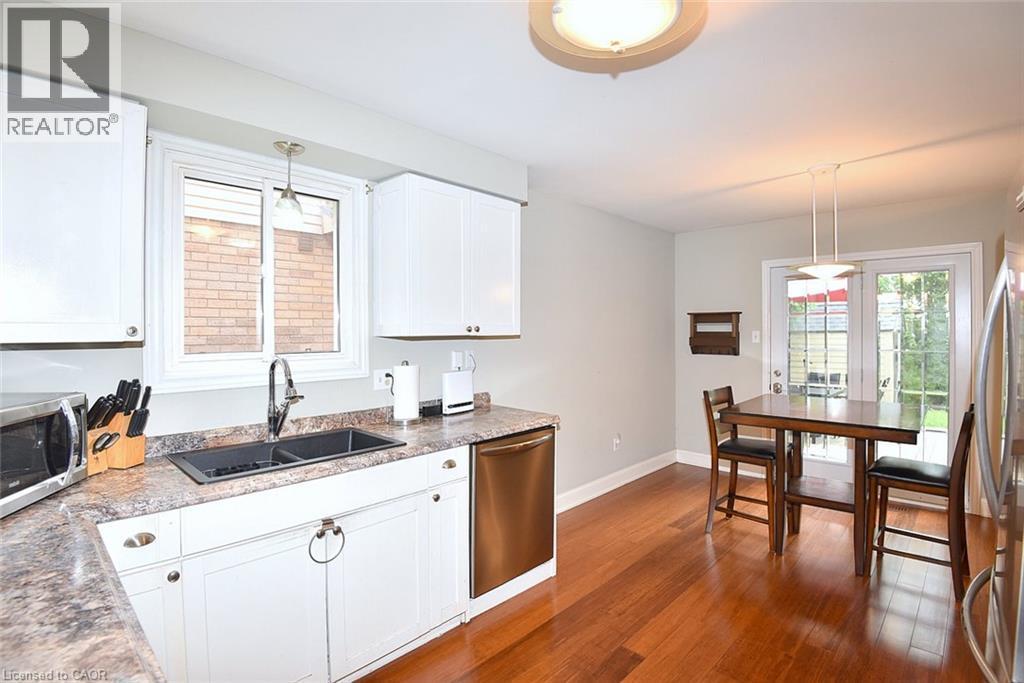 75 Josephine Drive, Hamilton, ON - Indoor