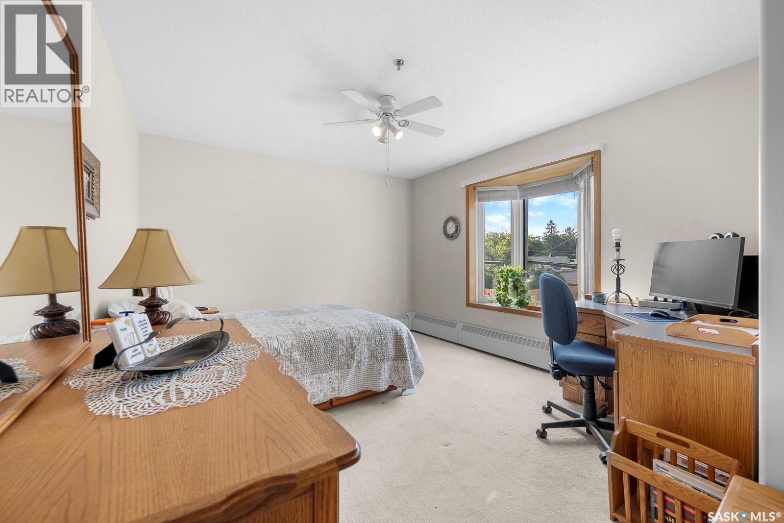 207 205 Mcintyre Street, Regina, SK - Indoor
