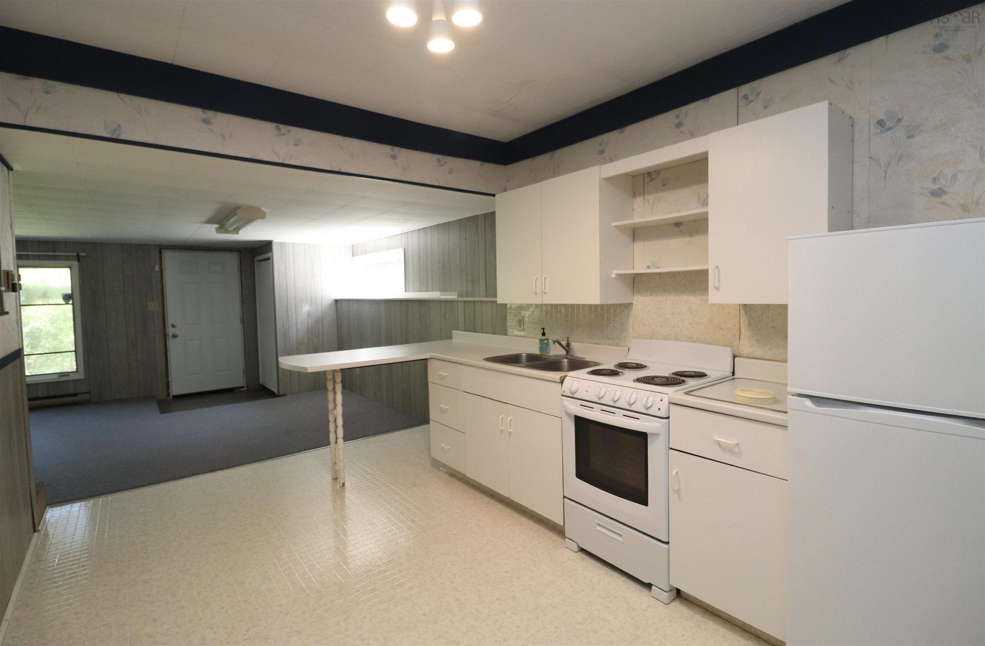 110 Maple Boulevard, Bible Hill, NS - Indoor Photo Showing Kitchen With Double Sink